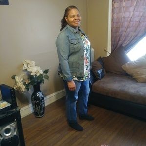 Meet your Posher, Peggy